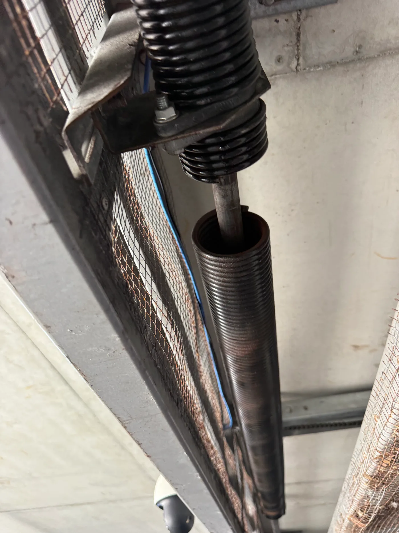 Garage door repair in Varsity Lakes — Broken garage door spring